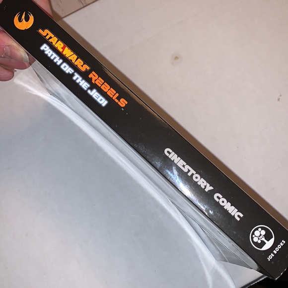 Star wars graphic novel NEW - Picture 2 of 9